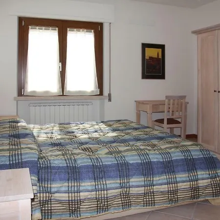 Guest house Rufino A Pochi Chilometri Dal Centro Di Perugia E Da Assisi *