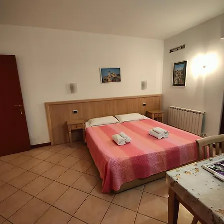 Rufino A Pochi Chilometri Dal Centro Di Perugia E Da Assisi