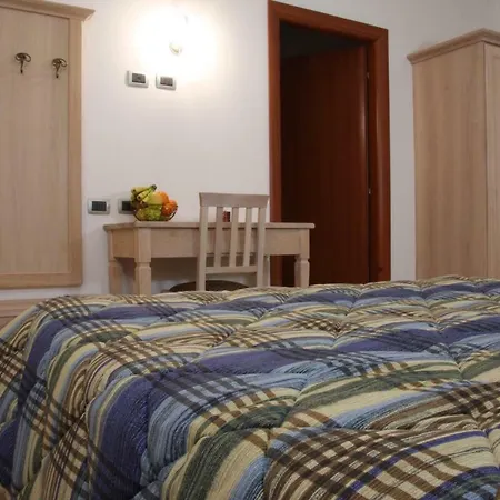 Rufino A Pochi Chilometri Dal Centro Di Perugia E Da Assisi Collestrada