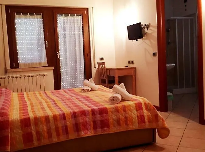 Penzion Rufino A Pochi Chilometri Dal Centro Di Perugia E Da Assisi Collestrada